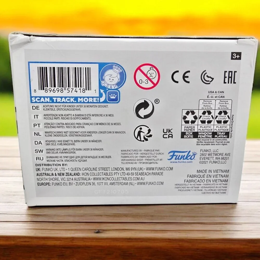 Funko Pop ✦ Elvira #68 Diamond Glitter Red Gown 40th Anniversary ✦ Collectible - Picture 6 of 7